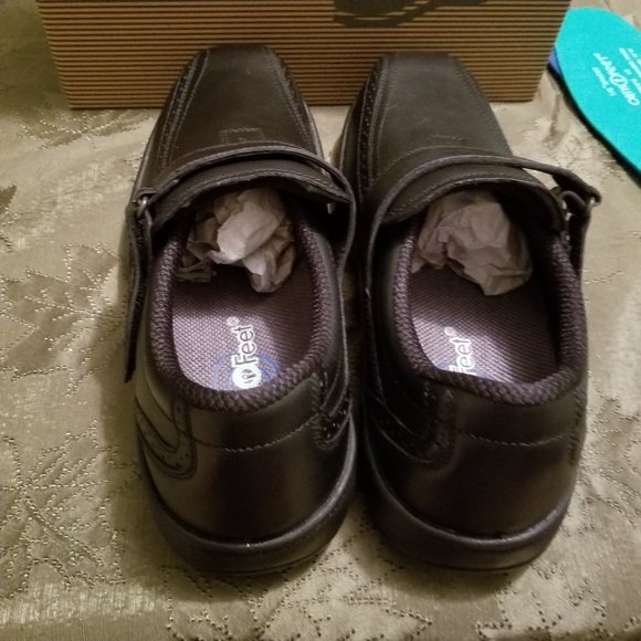 Orthofeet Men\'s Lincoln Cntr Loafers Size 10W NWT main image 6